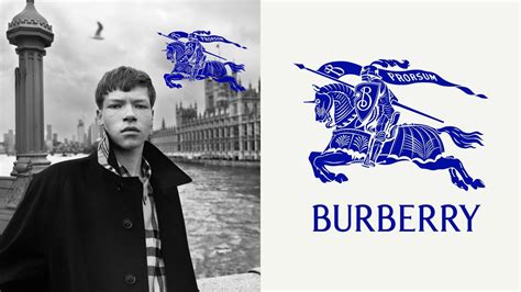 戰馬 burberry|Burberry 全新 Logo 亮相！由 Daniel Lee 操刀極簡形象，回歸經 .